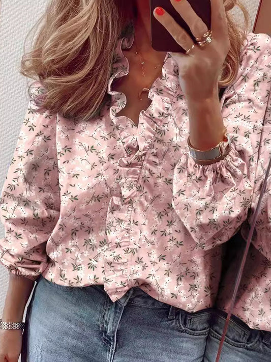 Elegancka damska bluzka z falbanami w kwiatowy dekolt w szpic