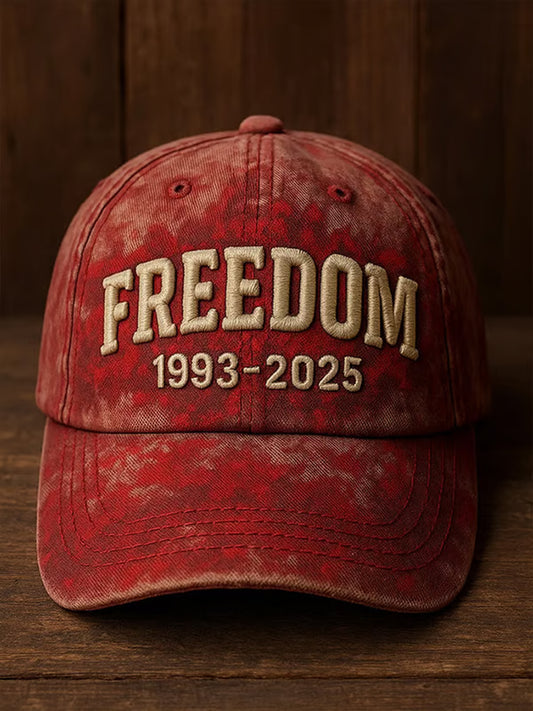 Kapelusz pamiątkowy z nadrukiem unisex modlący się Charlie Kirk