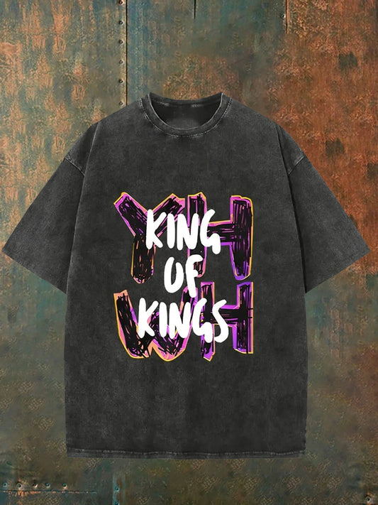 Męska koszulka w stylu vintage w trudnej sytuacji Christian umyta na co dzień